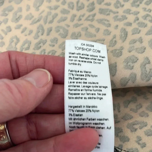 NWT Leopard Print Long Puff Sleeve Mini Dress Women's 6 Black Brown Milk Maid - Picture 17 of 17